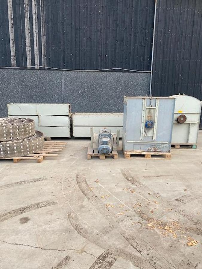 Used Bucket elevator 120t/hour height 12m