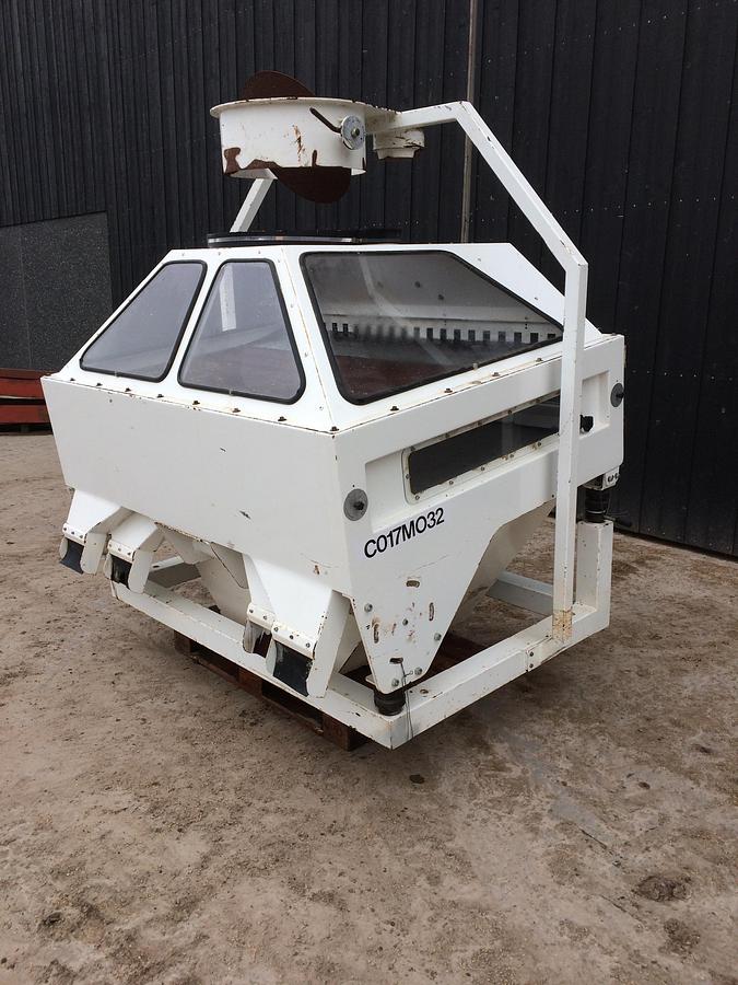 Brugt Sangati T30 destoner/grain cleaner