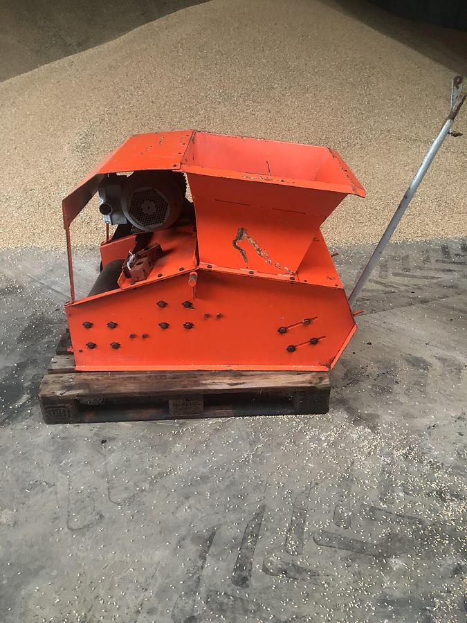 Used Grain thrower Videbæk machine factory
