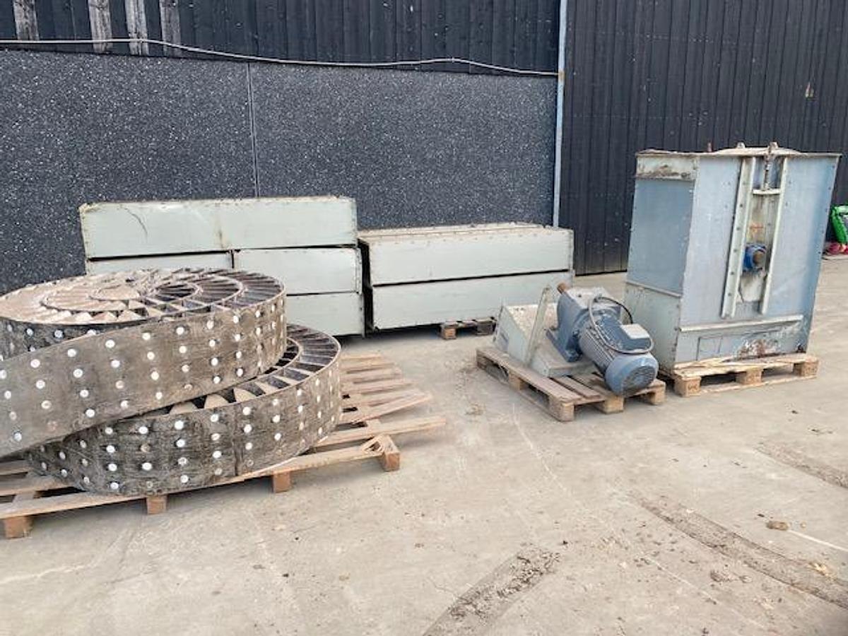 Used Bucket elevator 120t/hour height 12m