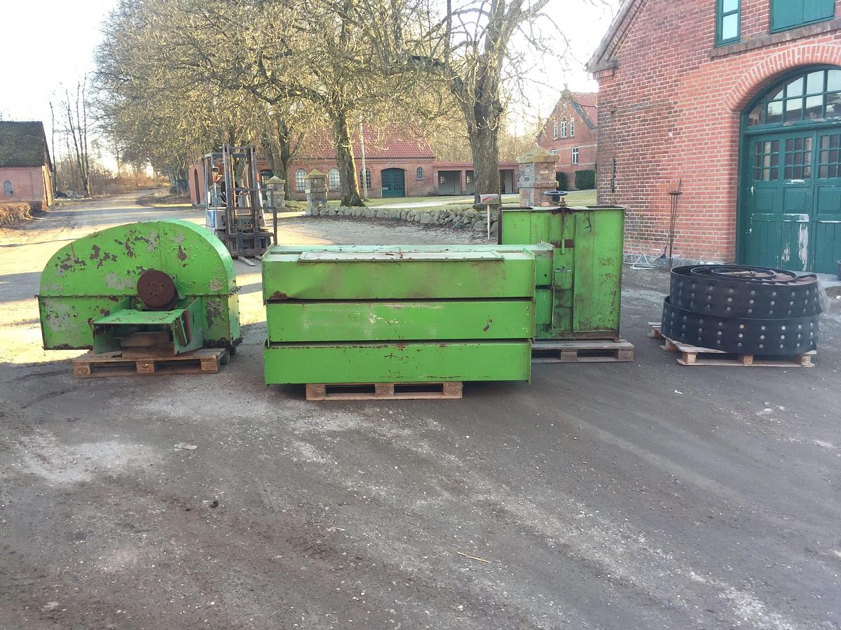 Used Bucket elevator 100t/hour height 10m