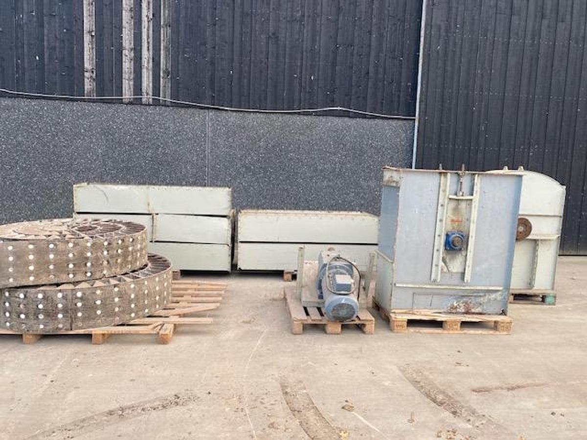 Used Bucket elevator 120t/hour height 12m