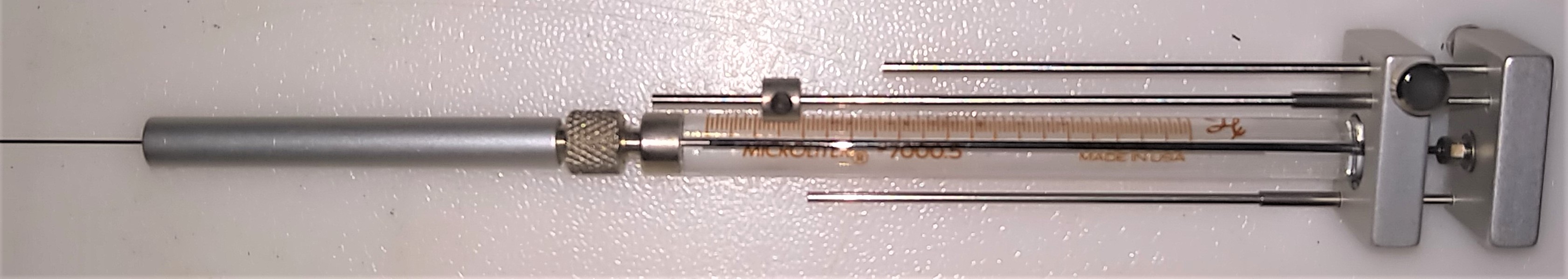 New Open Box Hamilton 86252 Injection Syringe with Chaney Adapter - 0.5uL