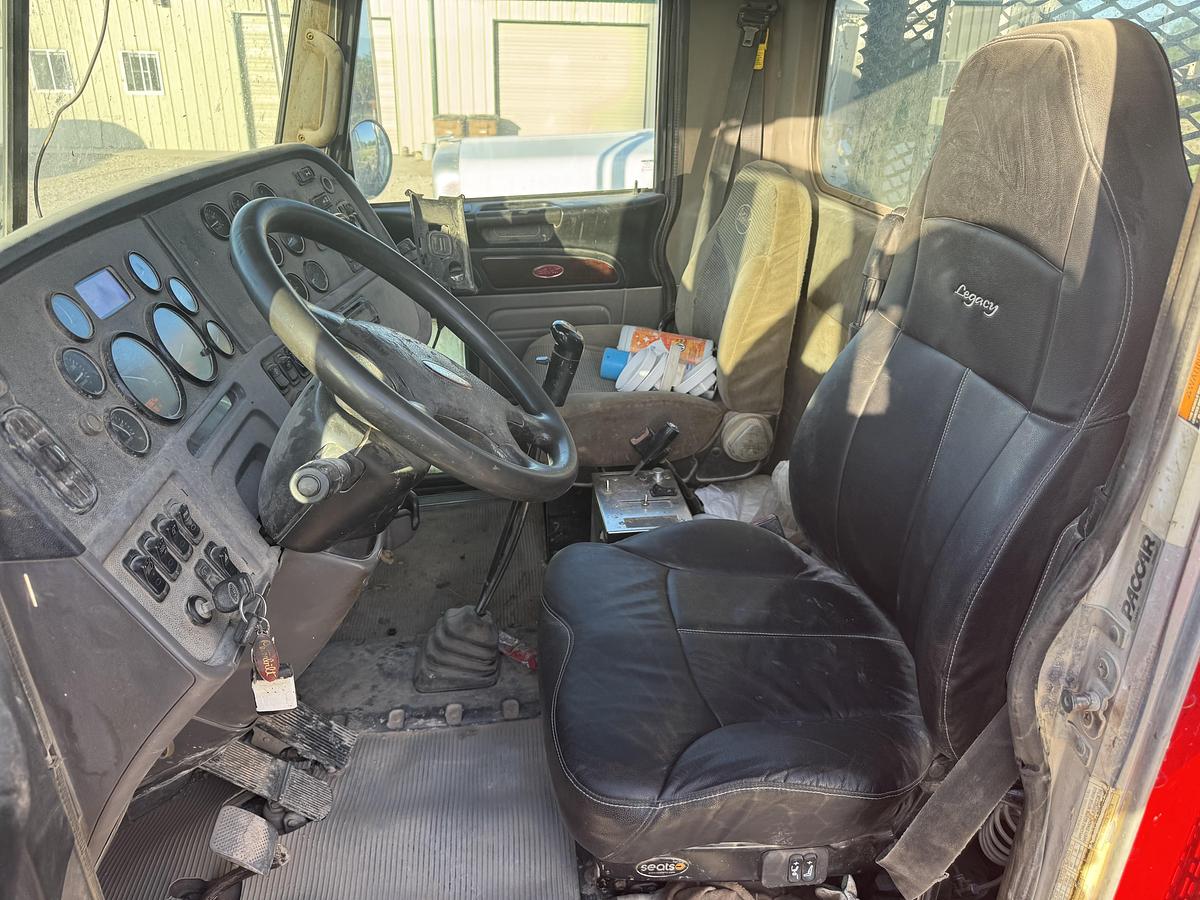 Used 2014 Peterbilt 389