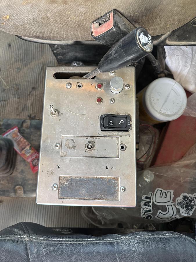 Used 2014 Peterbilt 389