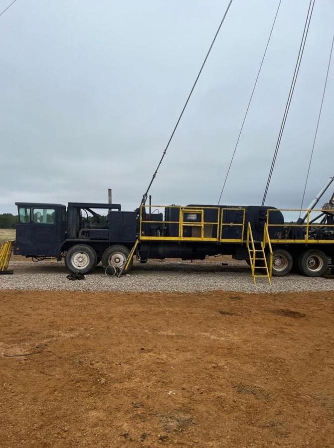 Used 1981 Franks 1287 Workover Rig