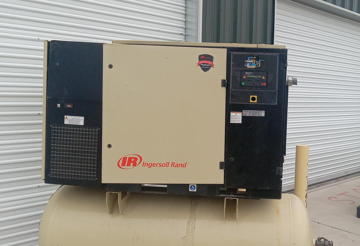 Used 2014 Ingersol Rand UP6-30-125 Compressor