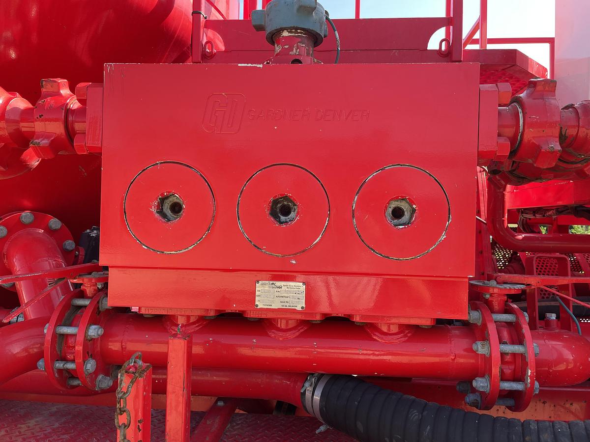 Used 2012 Kenworth T800 Cement/Acid Truck