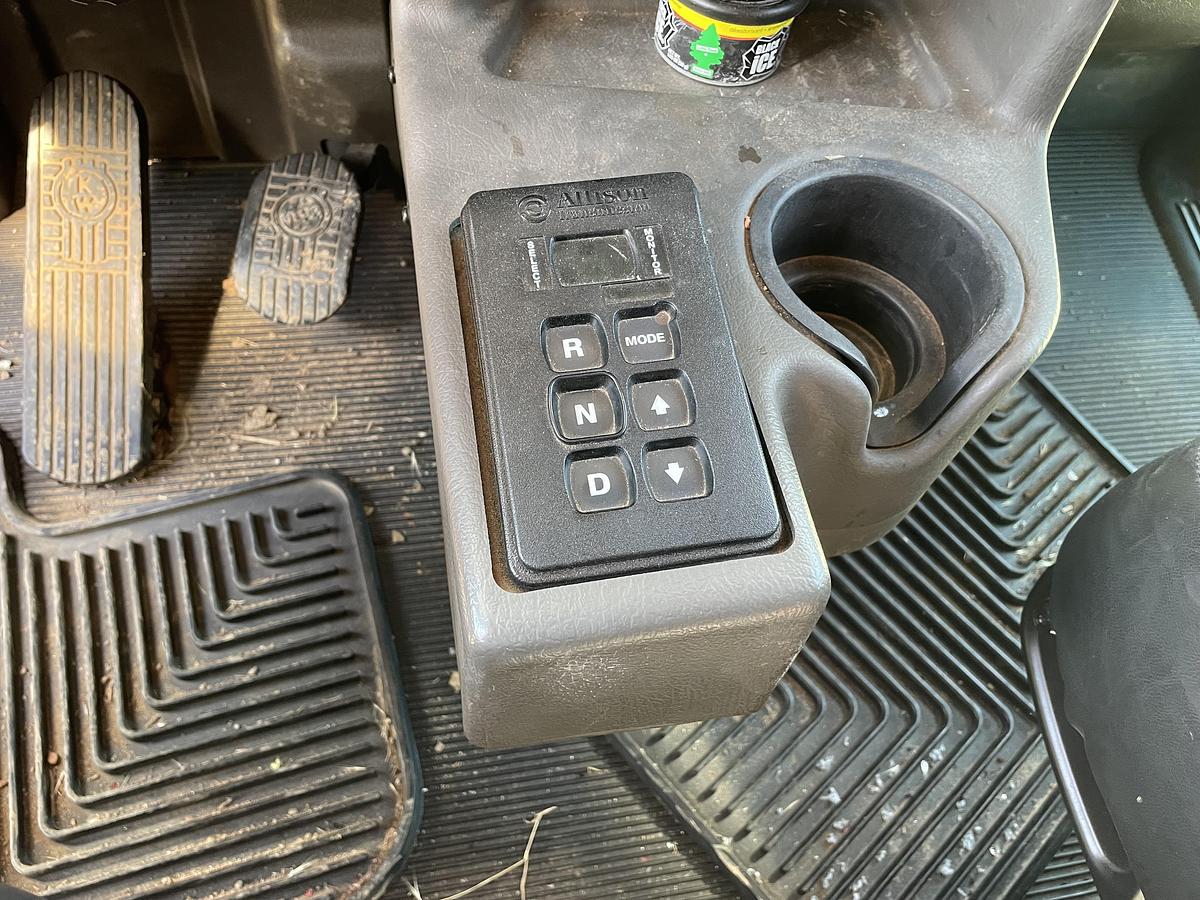 Used 2012 Kenworth T800 Cement/Acid Truck