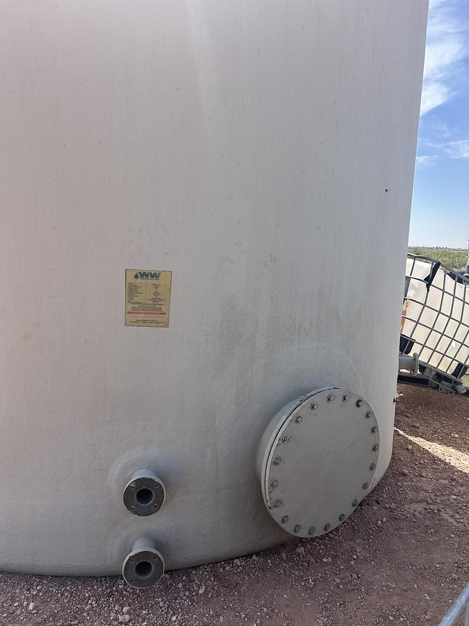 Used 2015 W & W 500 BBL Fiberglass Desander Tank