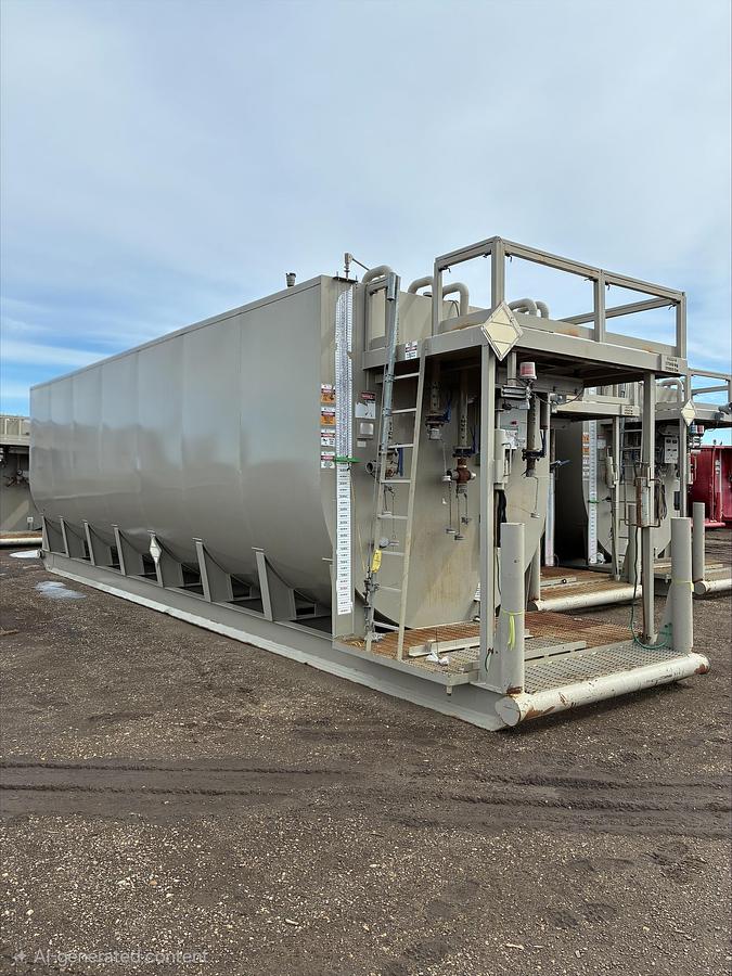Used 2014 WestFab 500 BBL Double Wall Master & Slave Tank