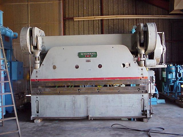Used 225 Ton x 12 ft Cincinnati #9 Press Brake; Auto-Cycle