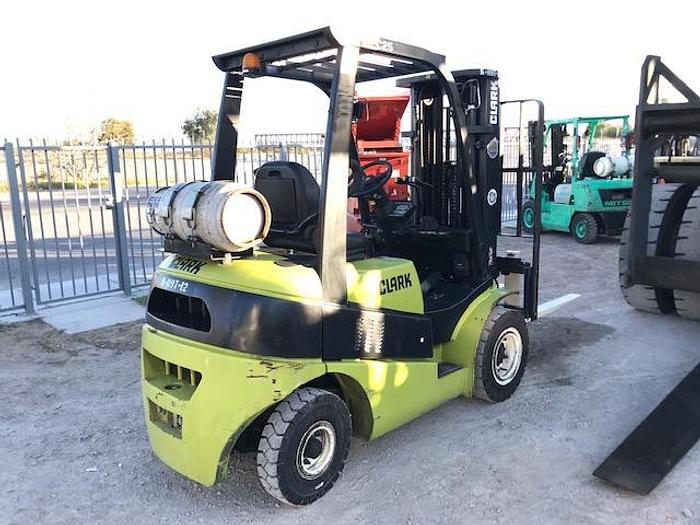 Used 2012 Clark C25L