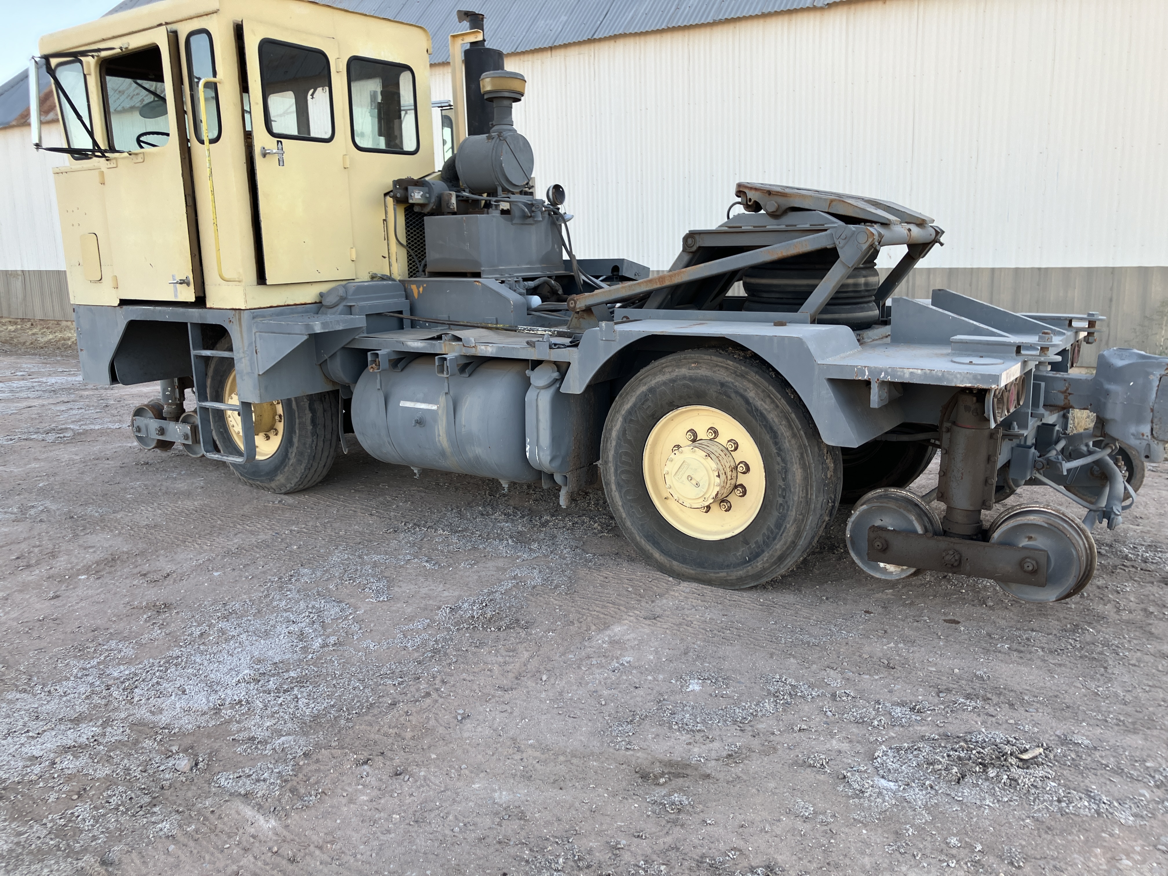 Used Cline Shuttle Wagon Rail Car Mover; 1,300 Ton Capacity; 3208 Cat, #2900