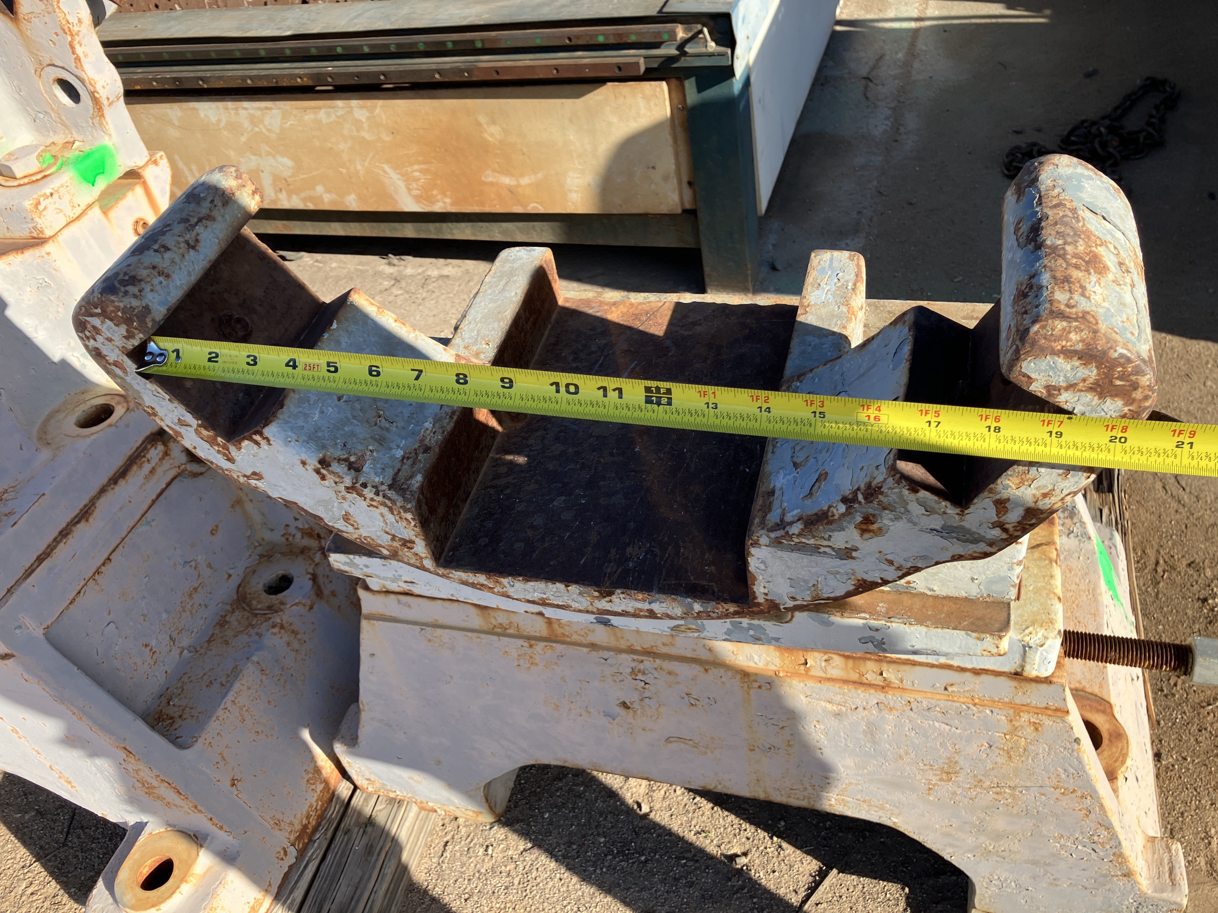 Used Set of 2 Roll Grinder Stands for Farrell Roll Grinder #4248