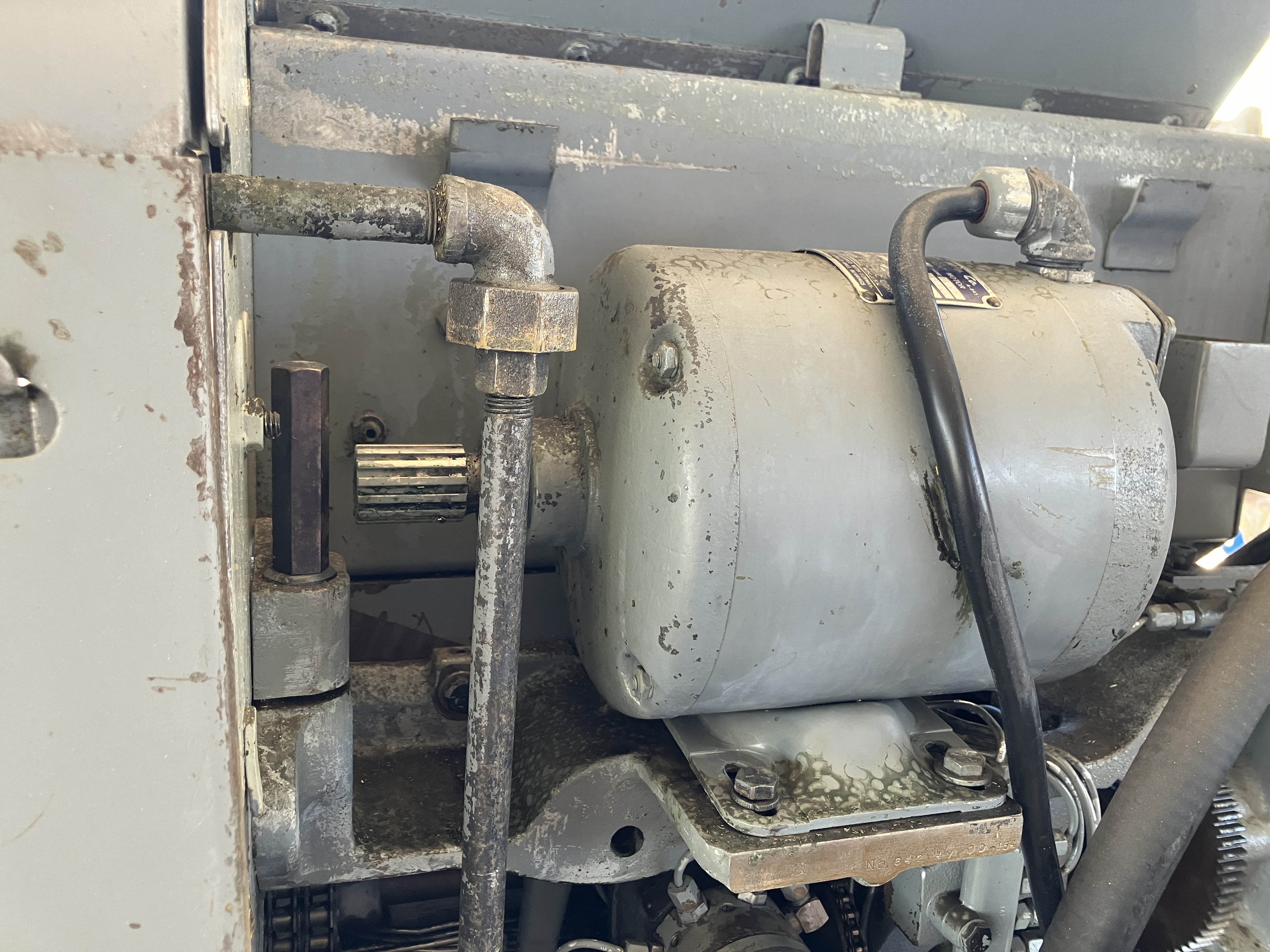 Used Brown & Sharpe #00 Automatic Screw Machine; Mfg. 1973