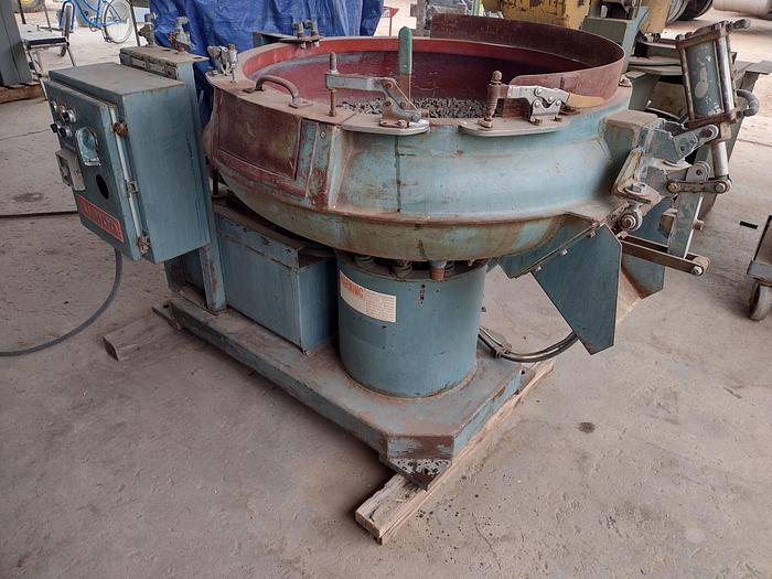 5 CU.FT Almco OR-5, Vibratory Finisher