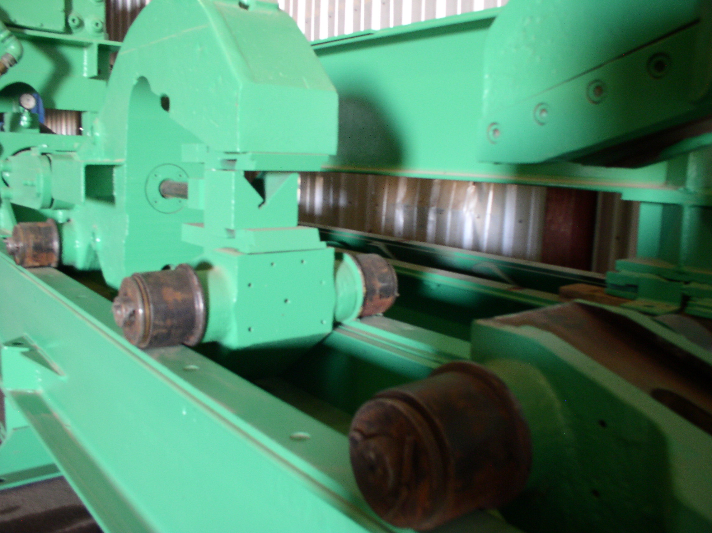 Used 40 Ton Wean-United Extrusion Stretcher; 60" stroke; 58' of track