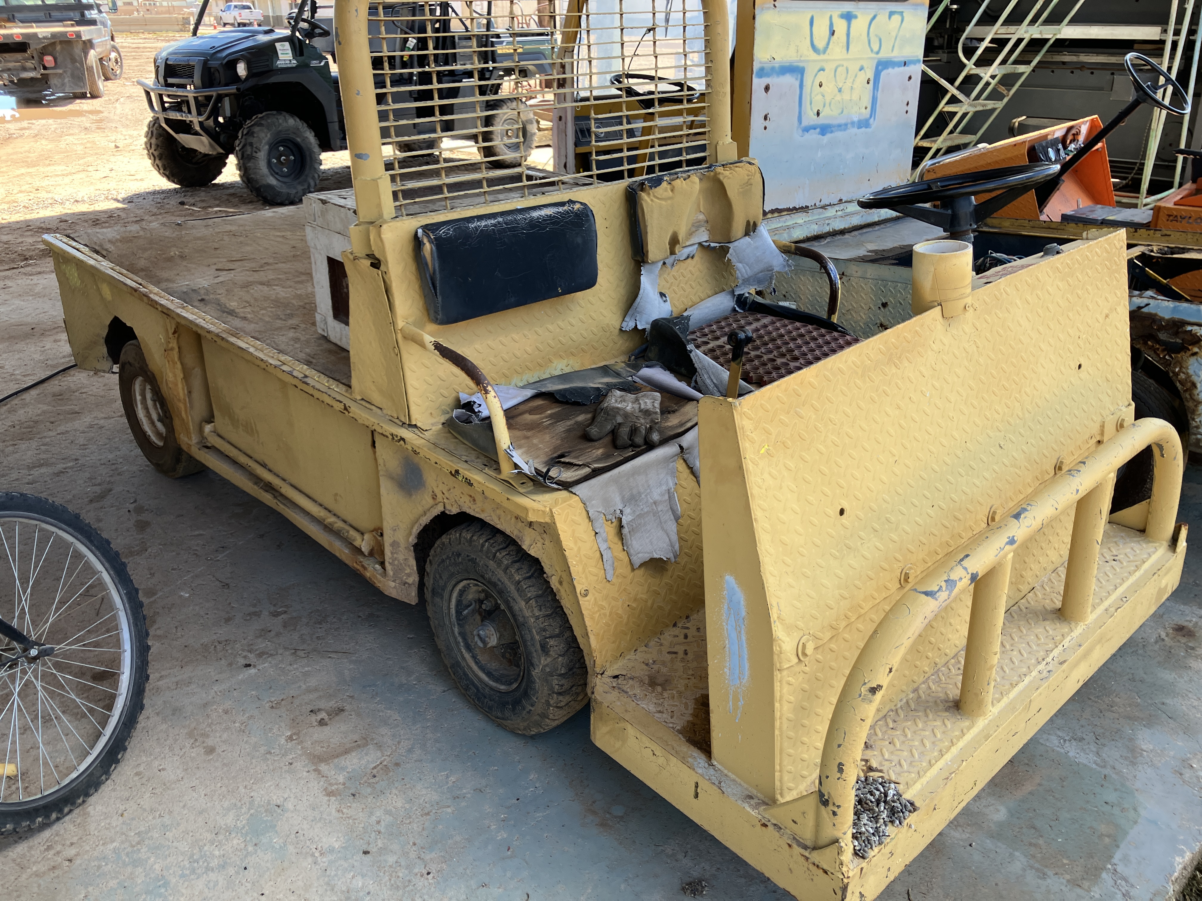 Used Cushman 36 Volt Electric Cart #4249