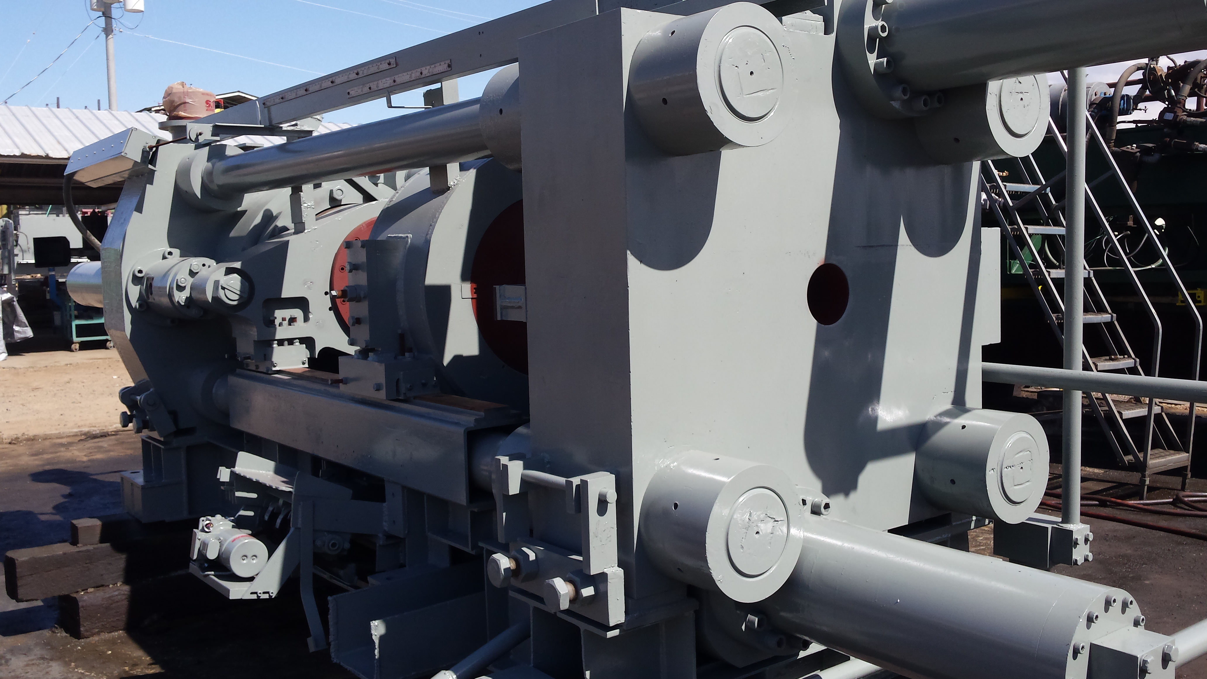 Used 750 Ton Schloemann Hydraulic Extrusion Press