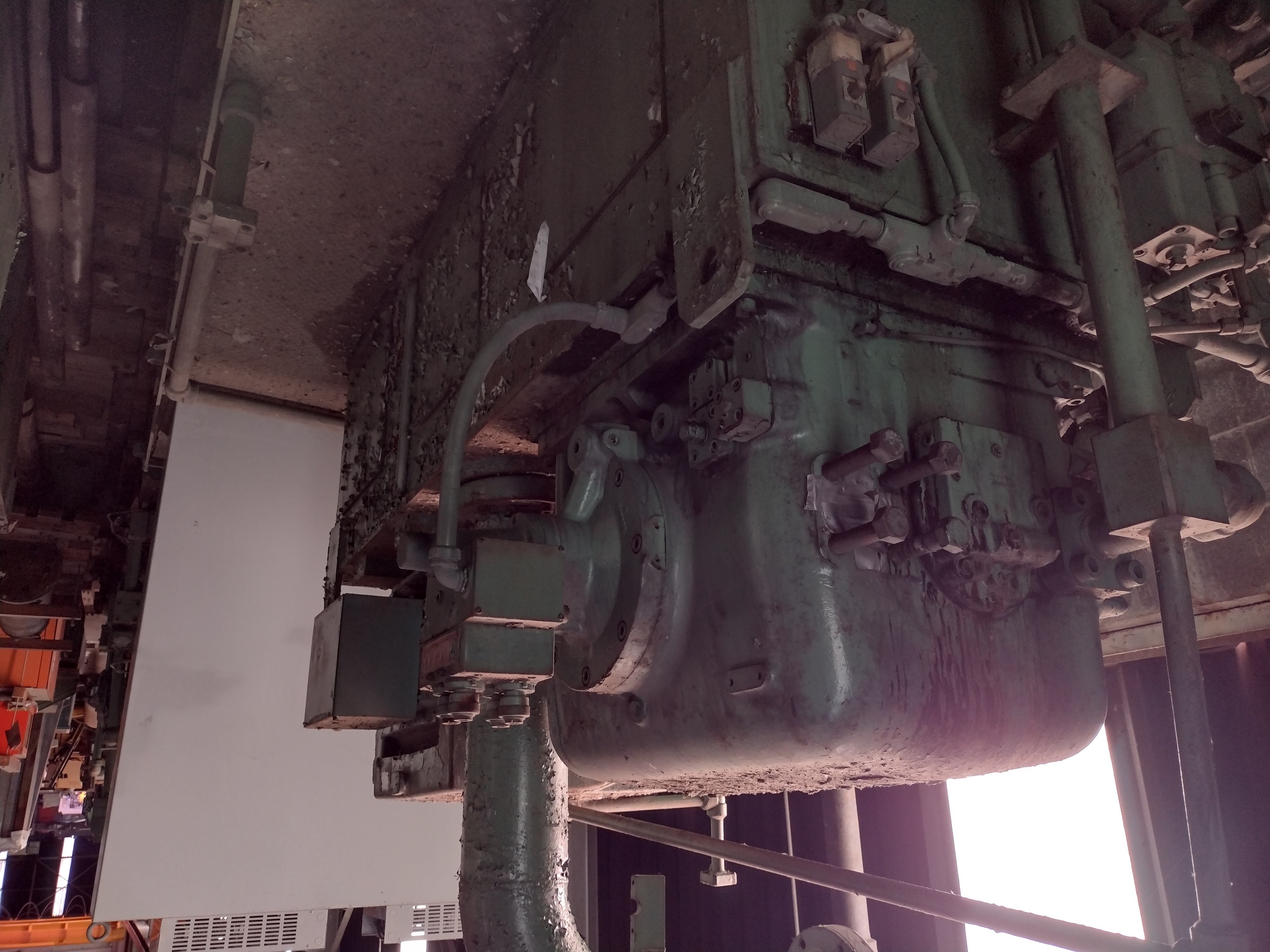 Used *$35,000*  600 Ton Farquhar Straight Side Hydraulic Press; 50" x 50" Bed; 72" Stroke; 144" DLO; High Speed;