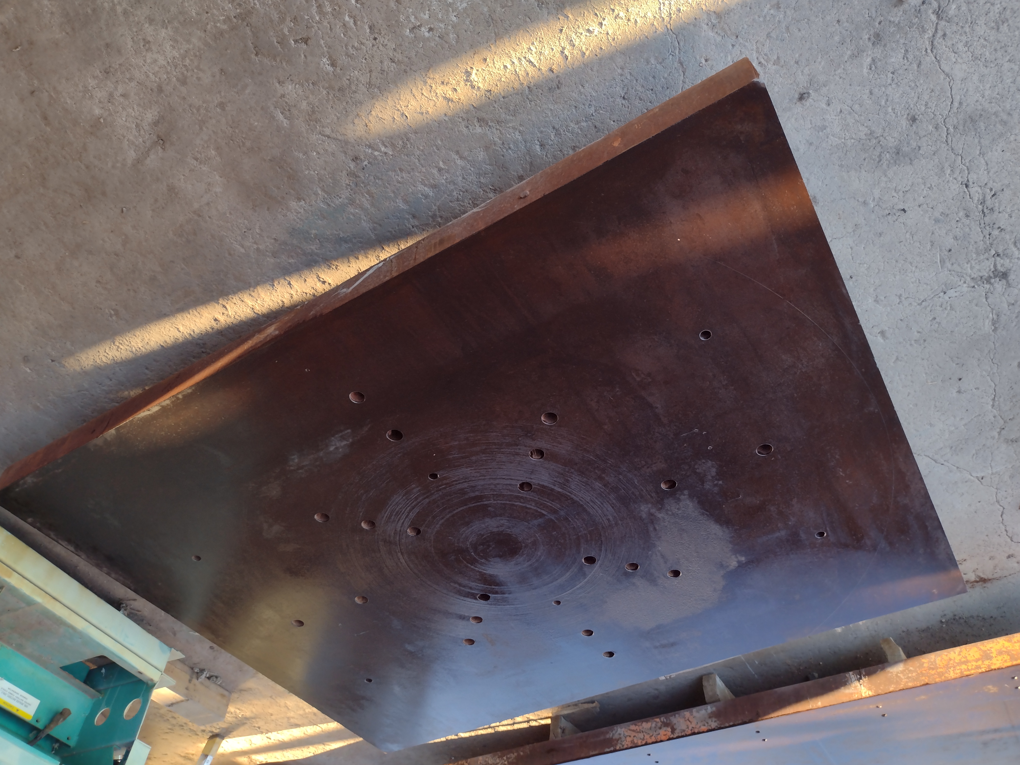 Used STEEL FLOOR PLATE #4184