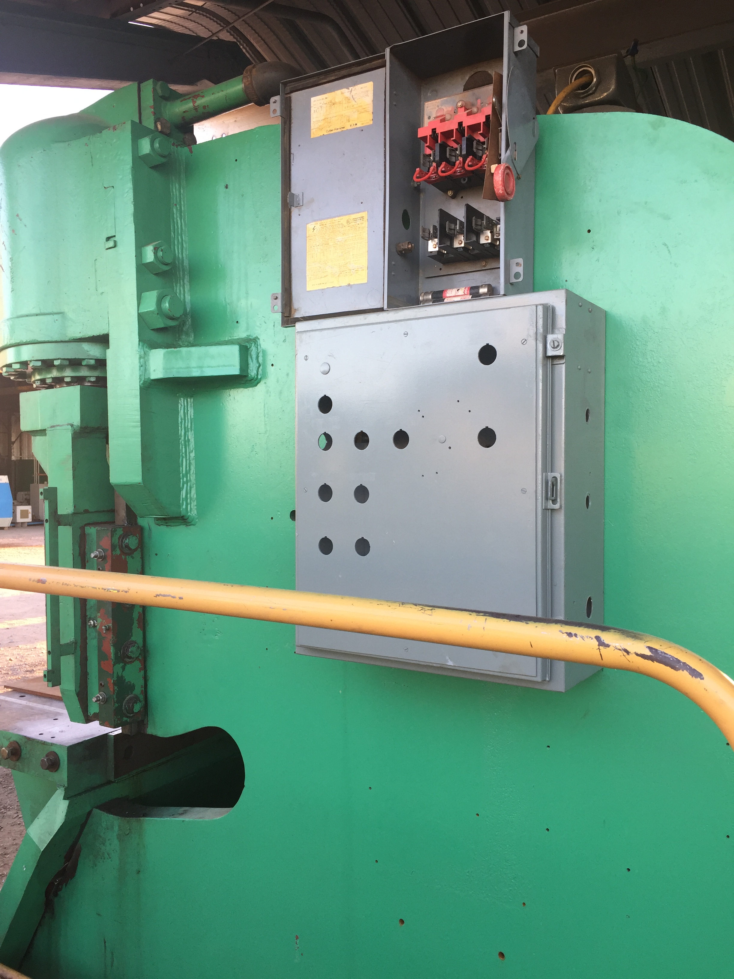 Used Pacific Hydraulic Shear 1/2" x 120"