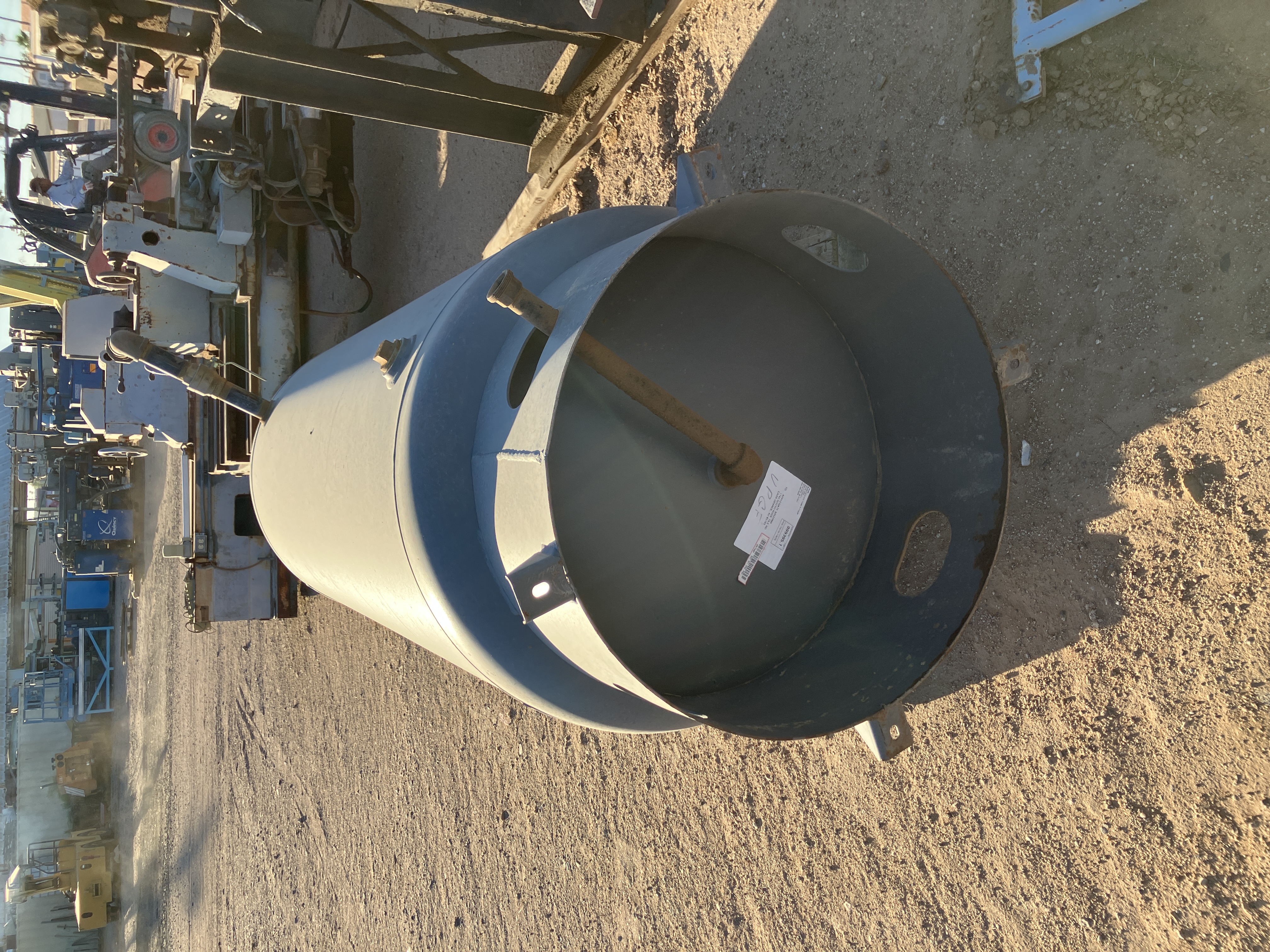 Used 400 Gal. Vertical Air Tank -  2016, Like New #4256