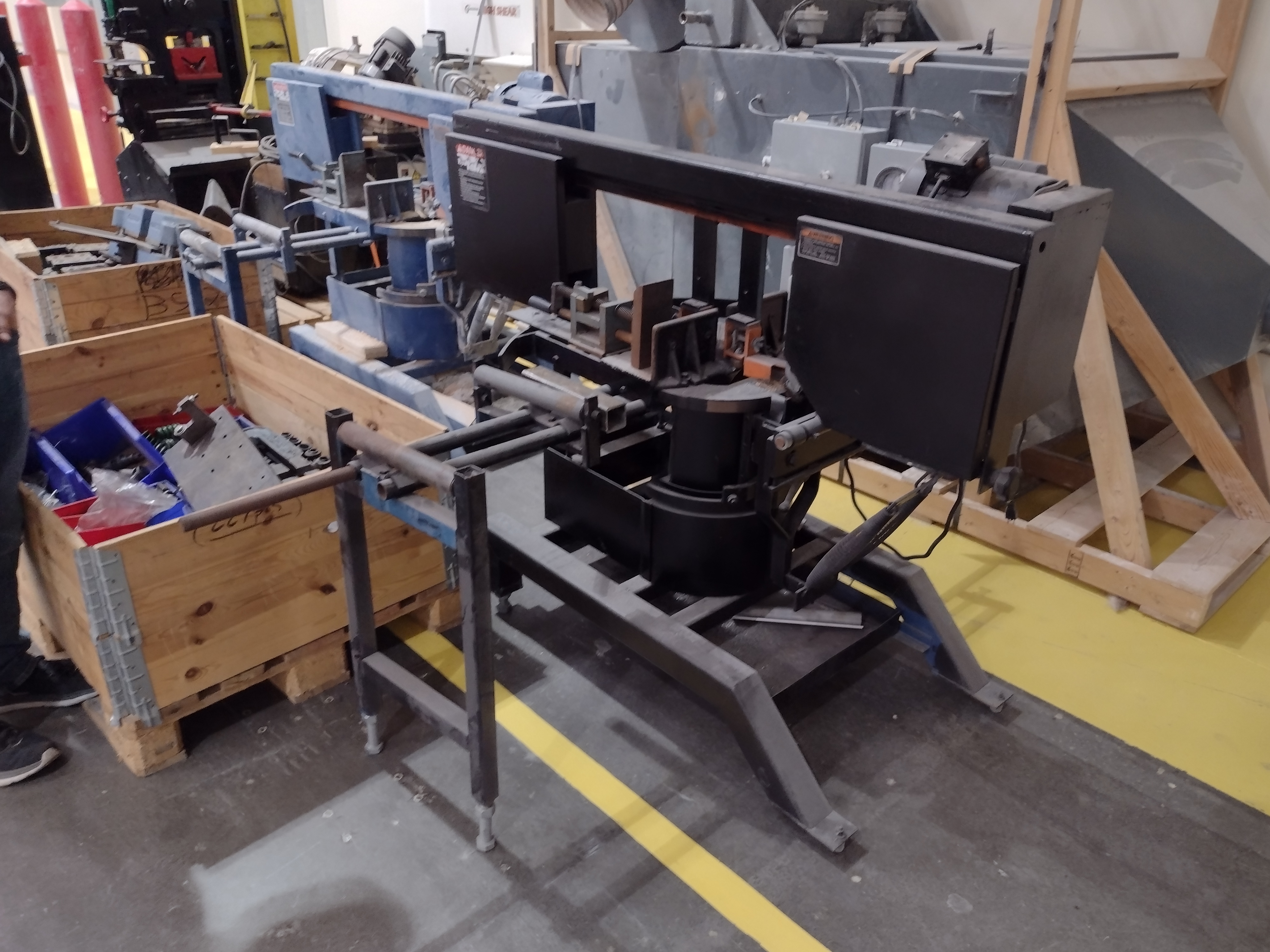 Used 11" x 14" Ellis Horizontal Mitering Bandsaw, Mdl 1800