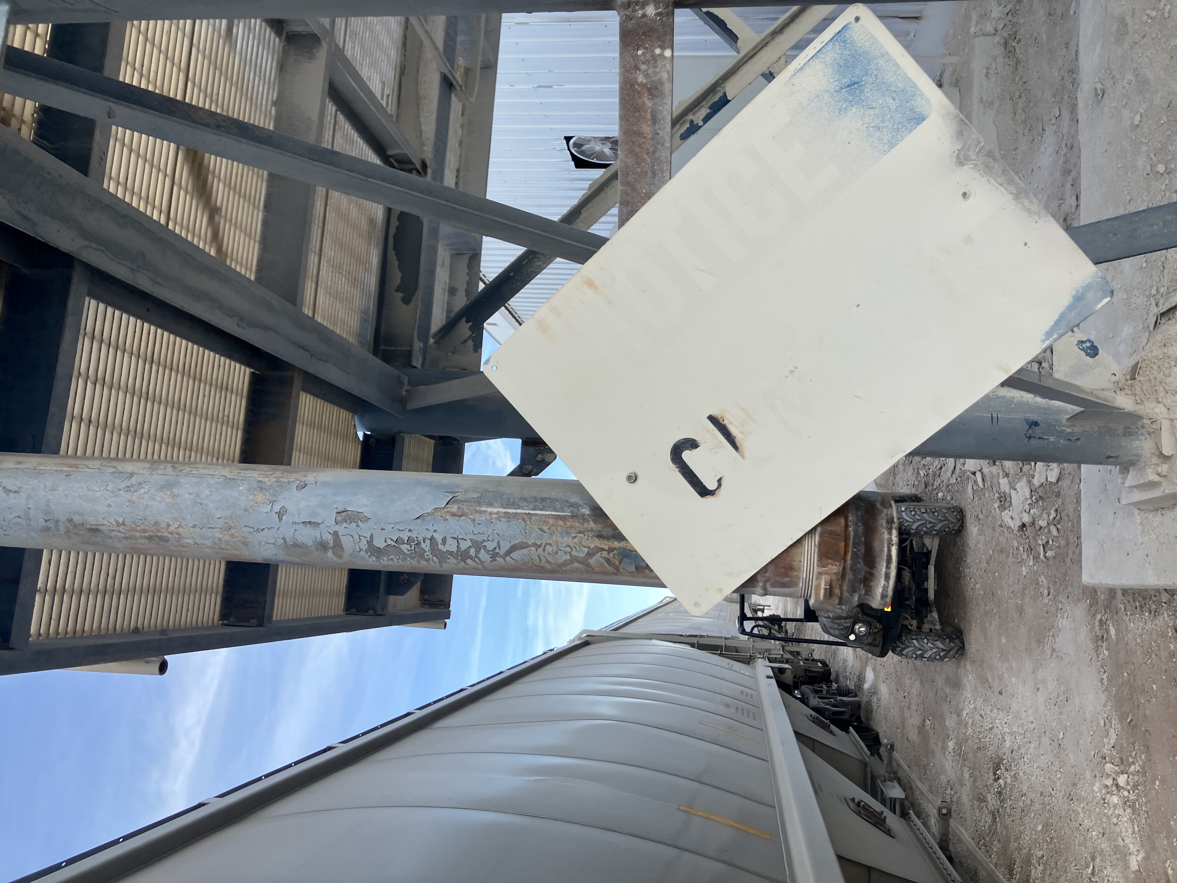 Used 175 Ton Vertical Silo Very Good  #4265