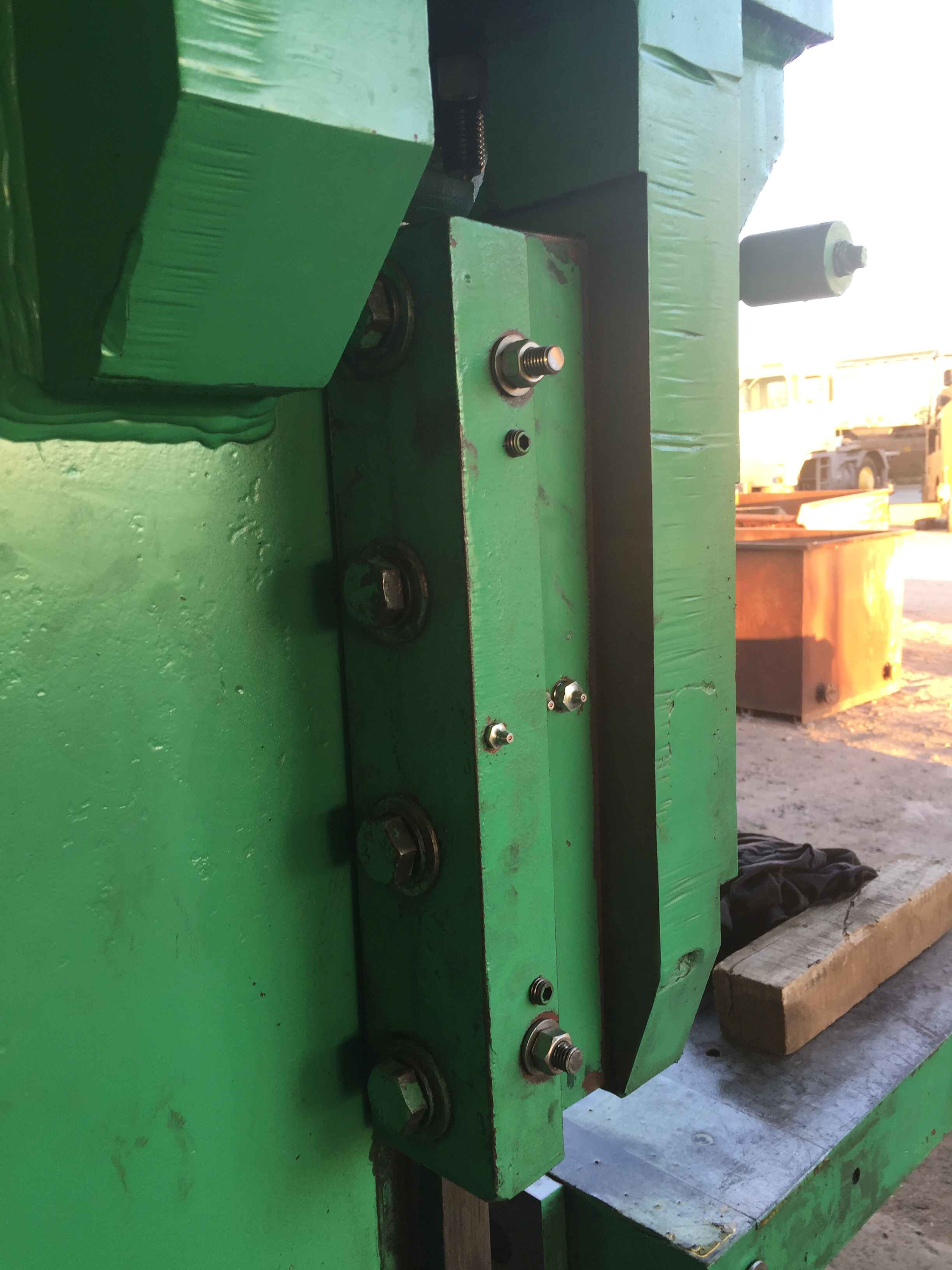 Used Pacific Hydraulic Shear 1/2" x 120"