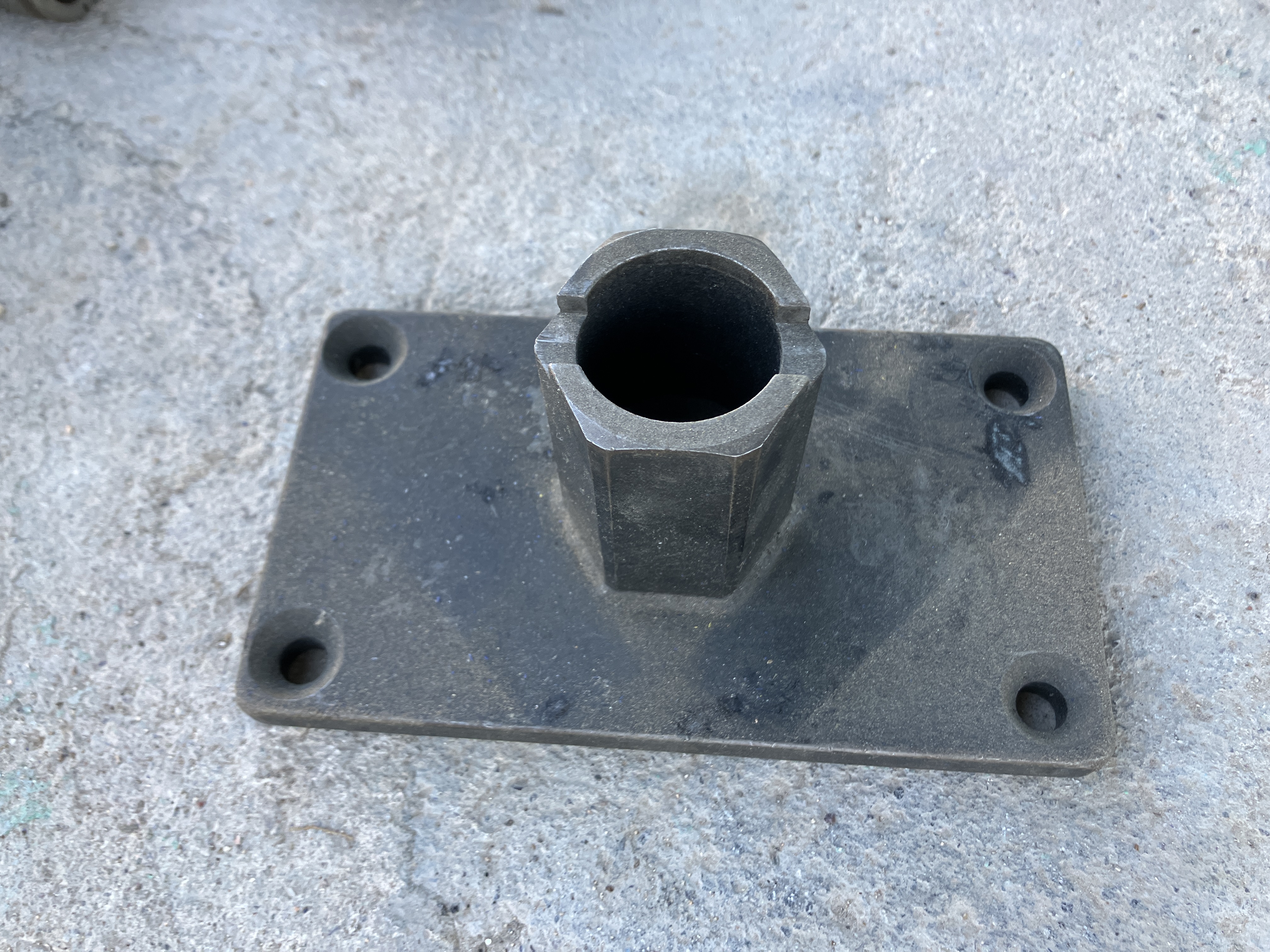 Used Hurco KMB1 3 Axis Knee Mill 14"X50" #4187