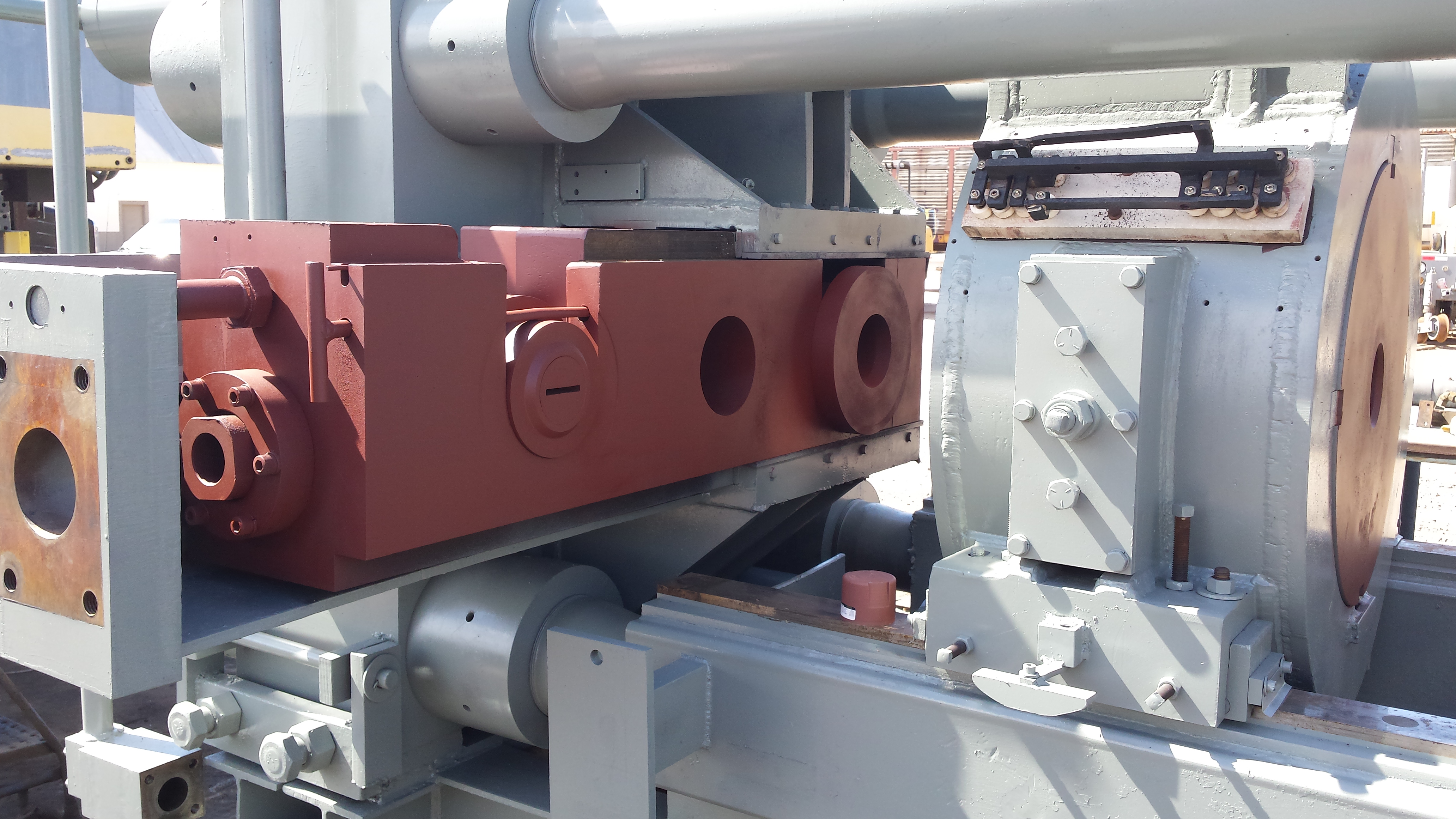 Used 750 Ton Schloemann Hydraulic Extrusion Press