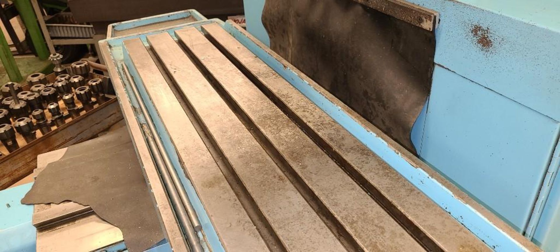 Used Hurco KMB1 3 Axis Knee Mill 14"X50" #4187