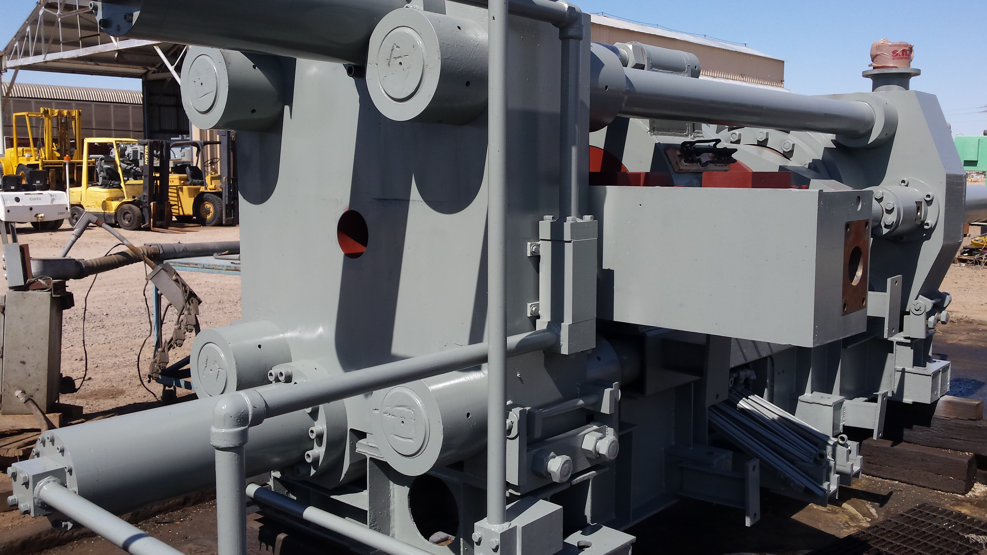 Used 750 Ton Schloemann Hydraulic Extrusion Press