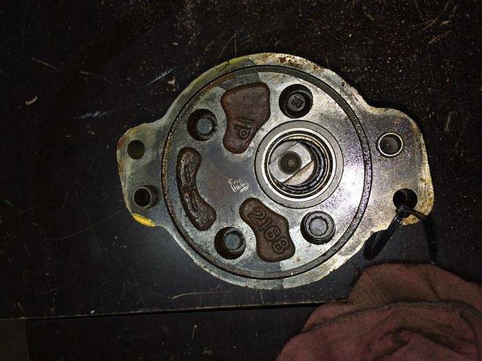 Used 0 Caterpillar 1P-6752 PUMP GP-GEAR (REBUILT)