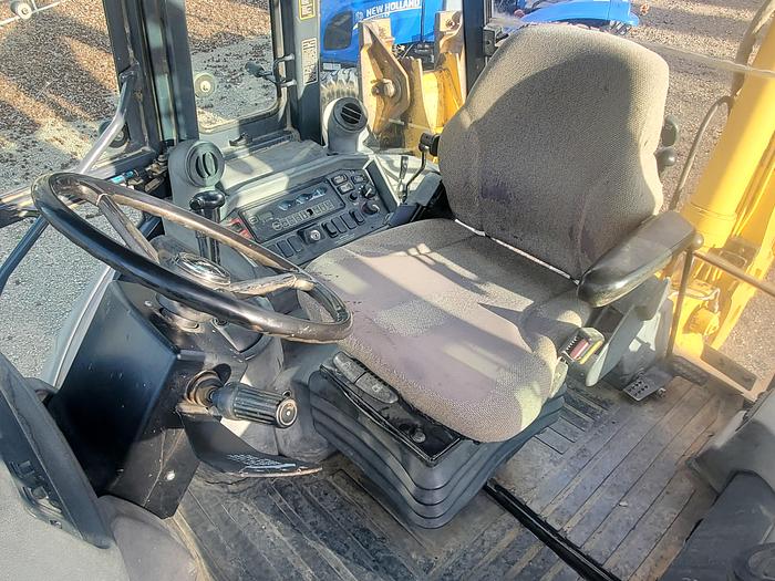 Used 2002 John Deere 410G