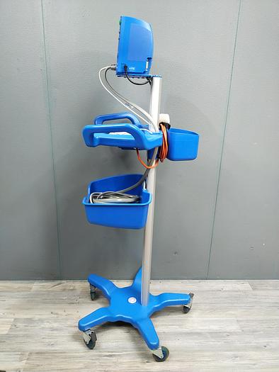 Gebraucht GE Carescape V100 Vitalparameter-Patientenmonitor auf Dinamap Rollstand