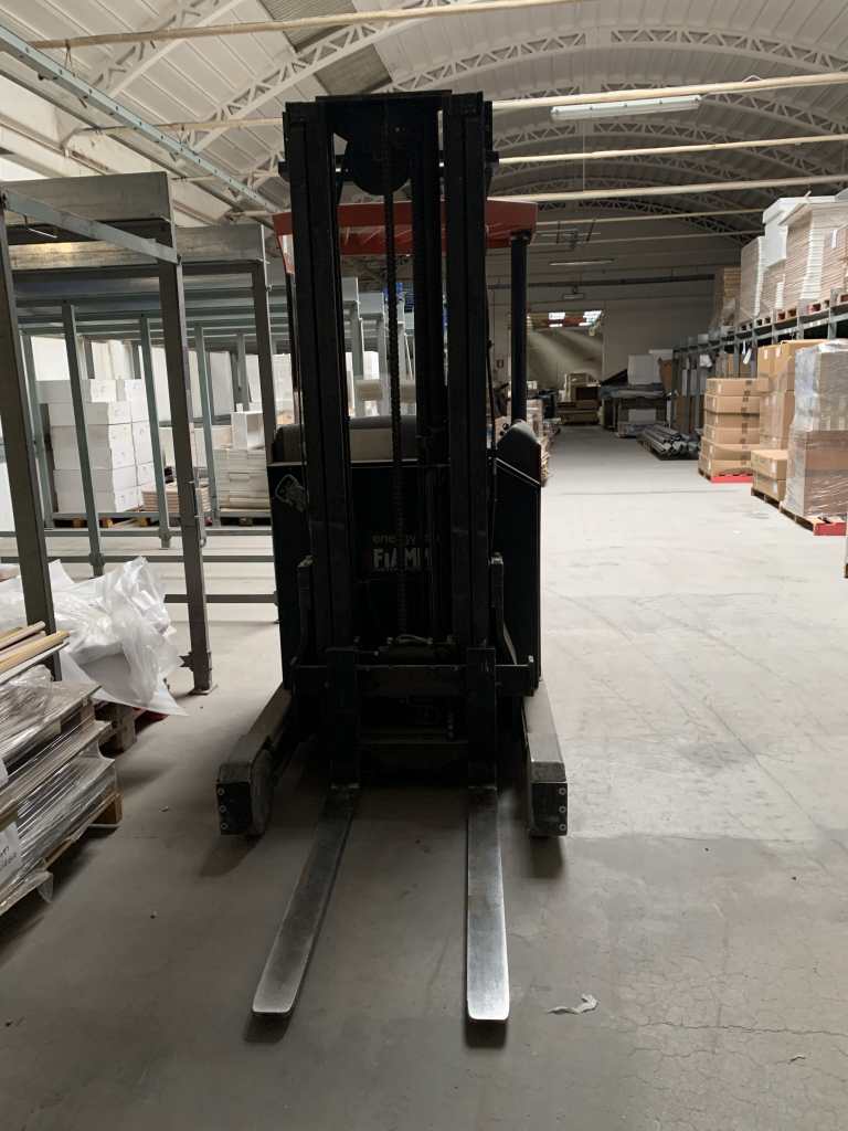 Usato 2001 Sollevatore laterale portata 14 quintali