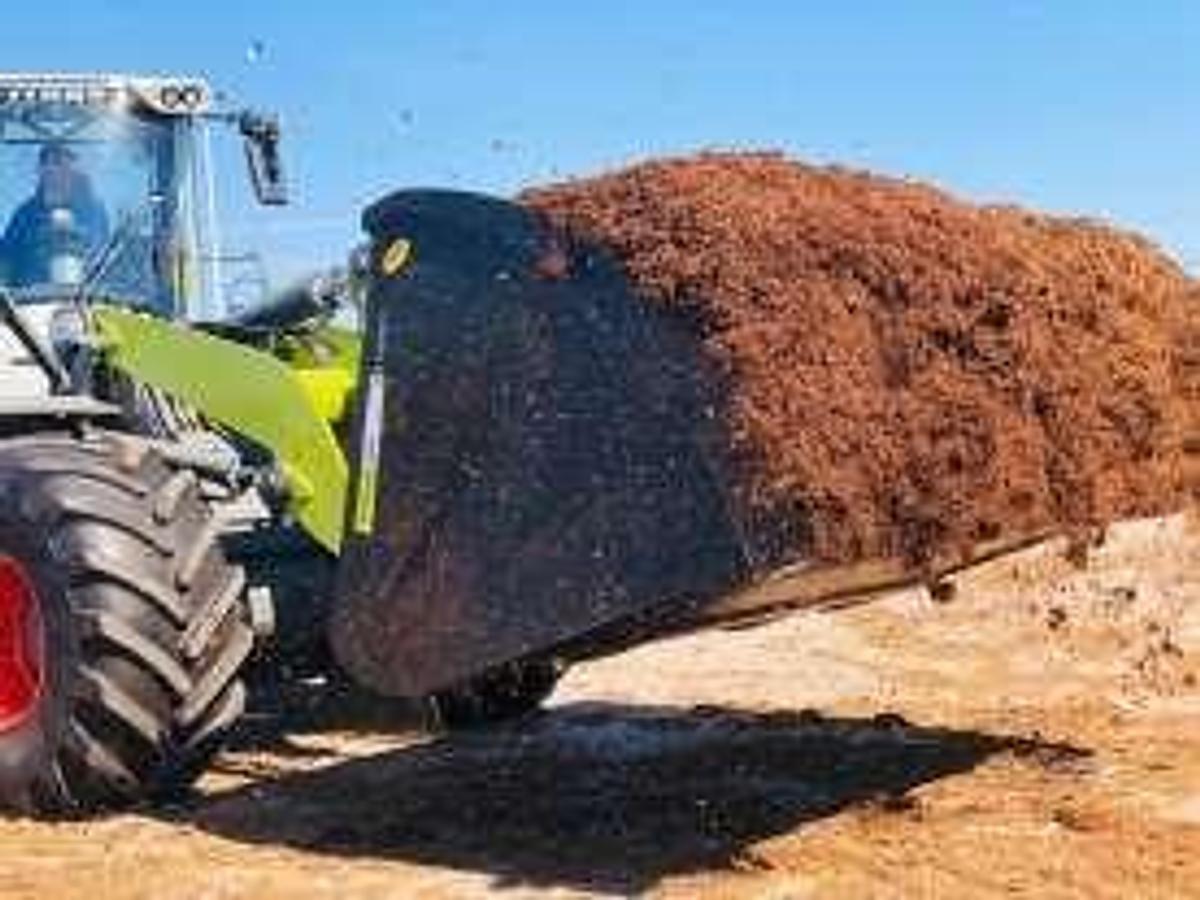 BK15-76 X-Form Bucket