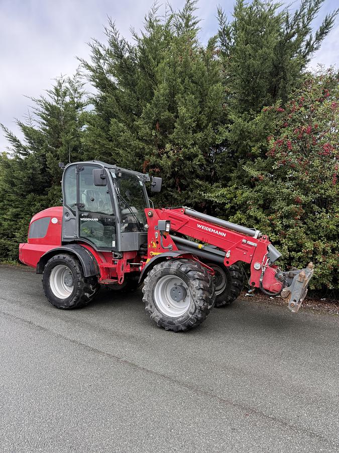 Used Weidemann 5080T
