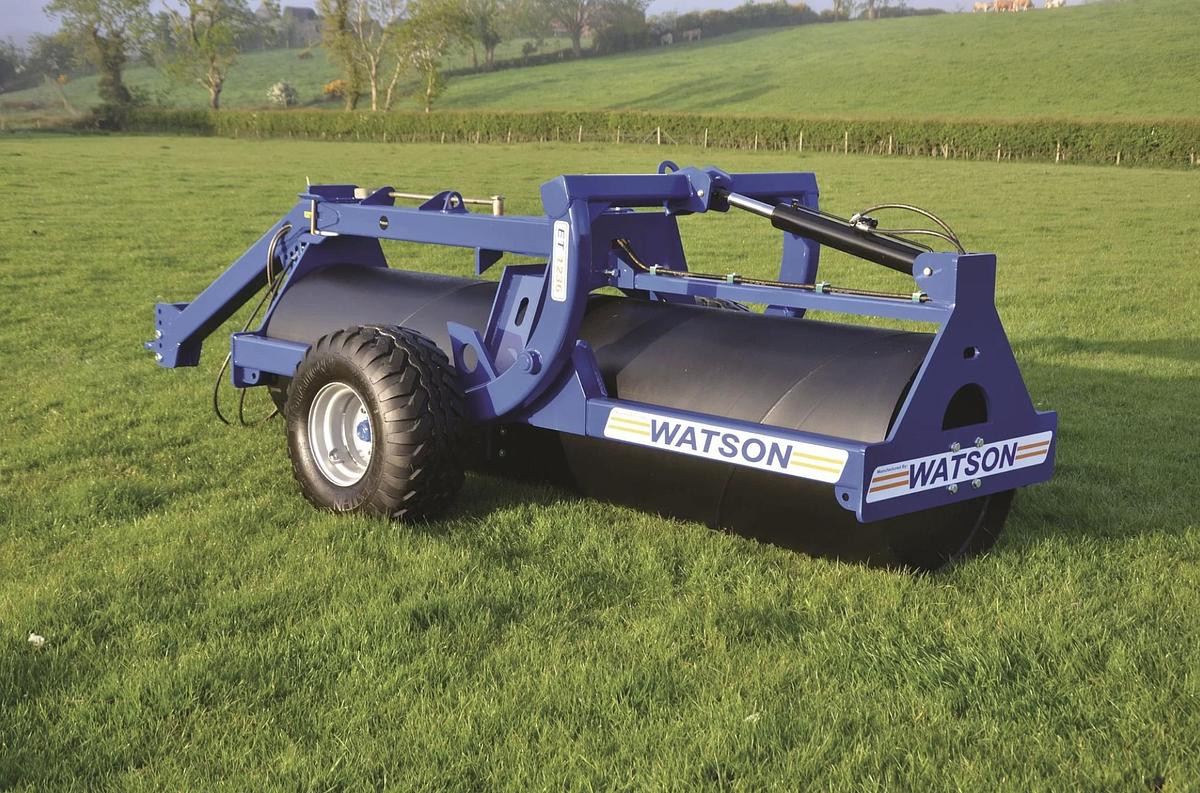 Walter Watson Water Ballast Land Roller c/w Rotating End Tow Hydraulic Wheel Kit