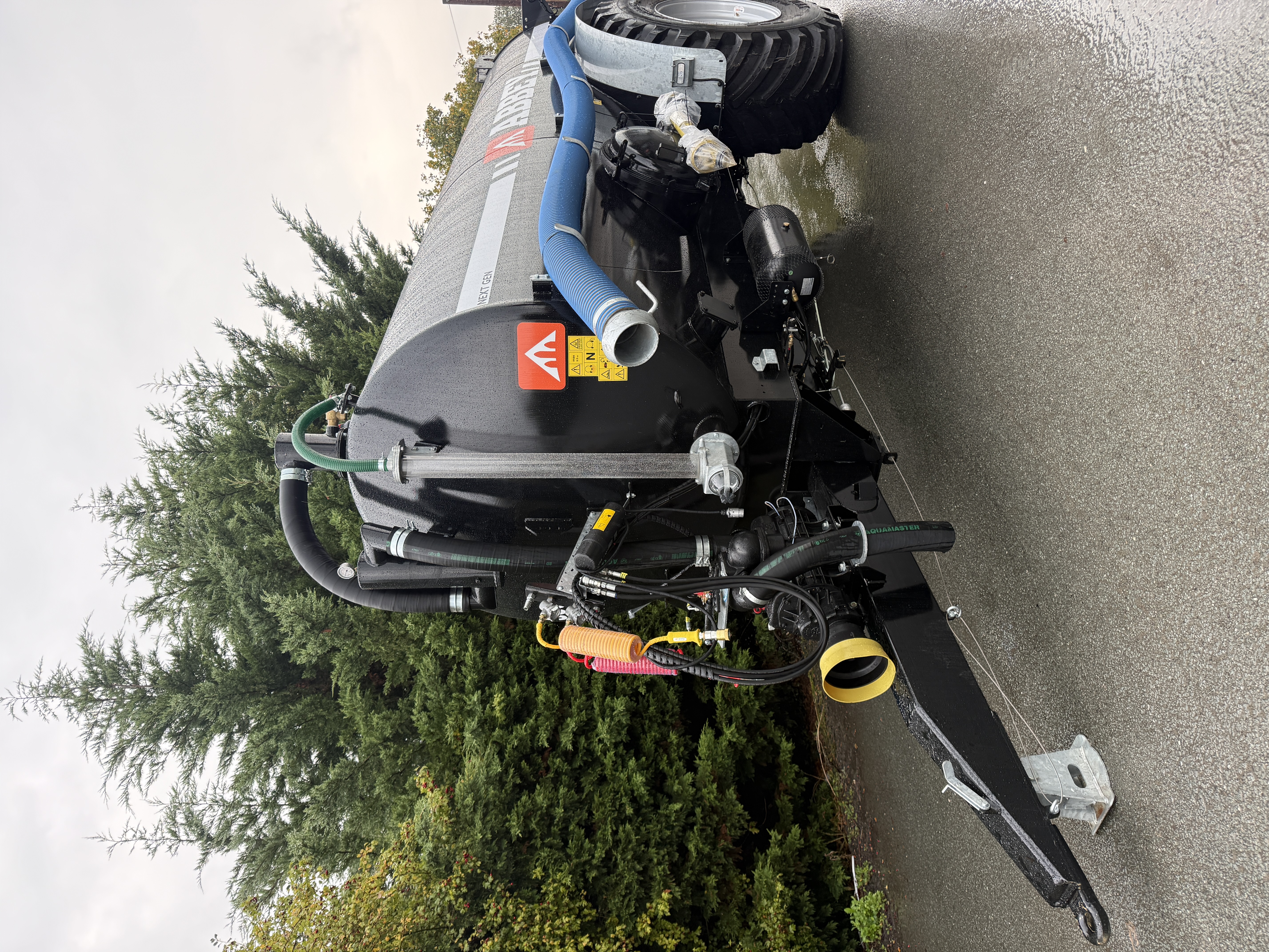 Abbey 3000 Gallon Recess Tanker