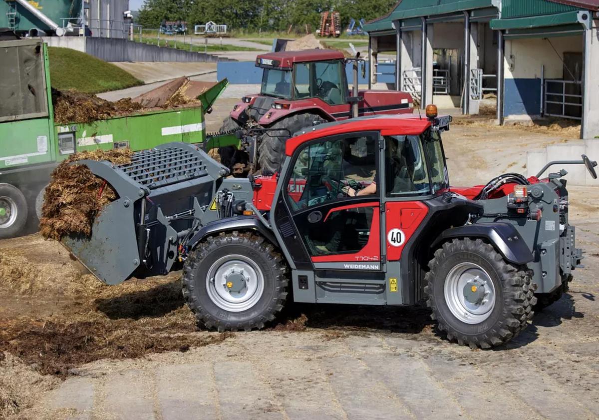 Weidemann T7042