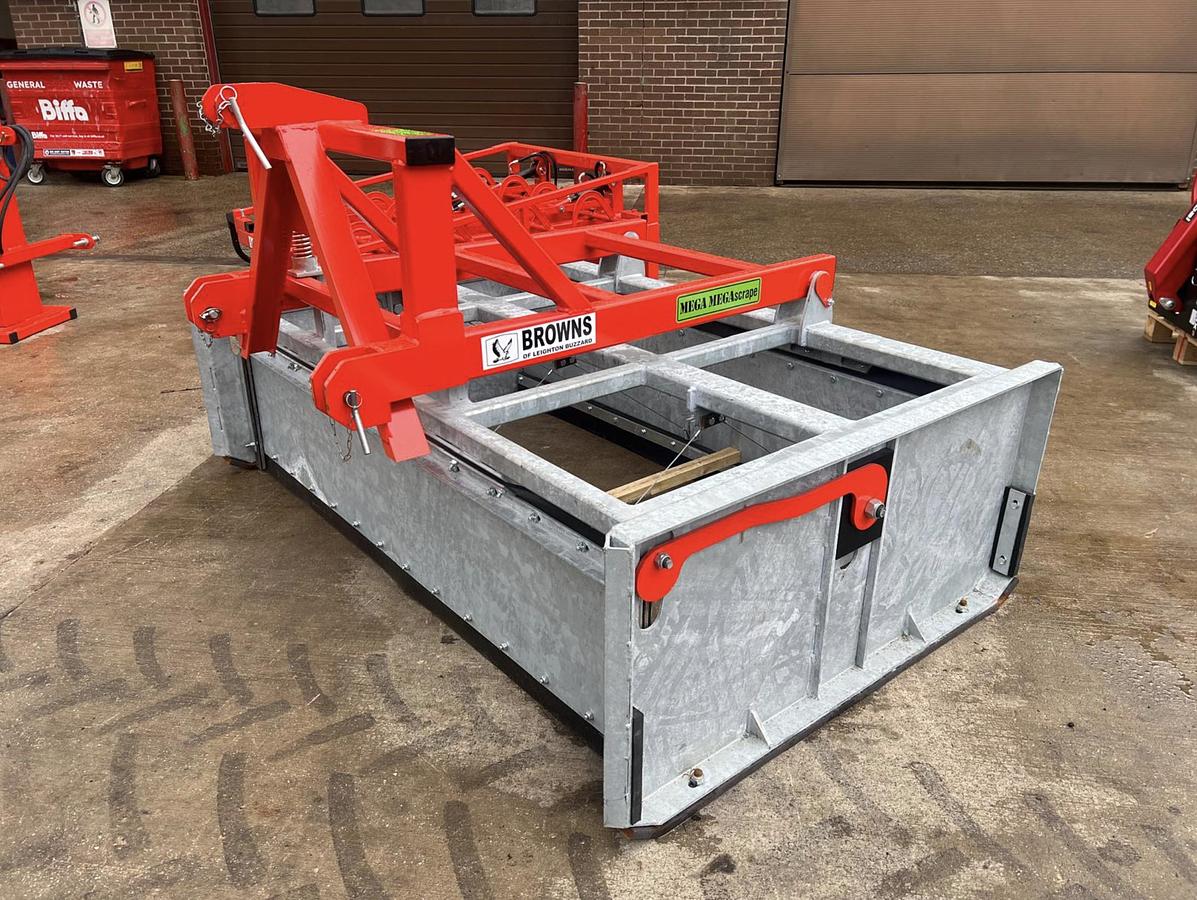 Browns Agricultural 8ft Rear Mounted Megascrape Box Scraper