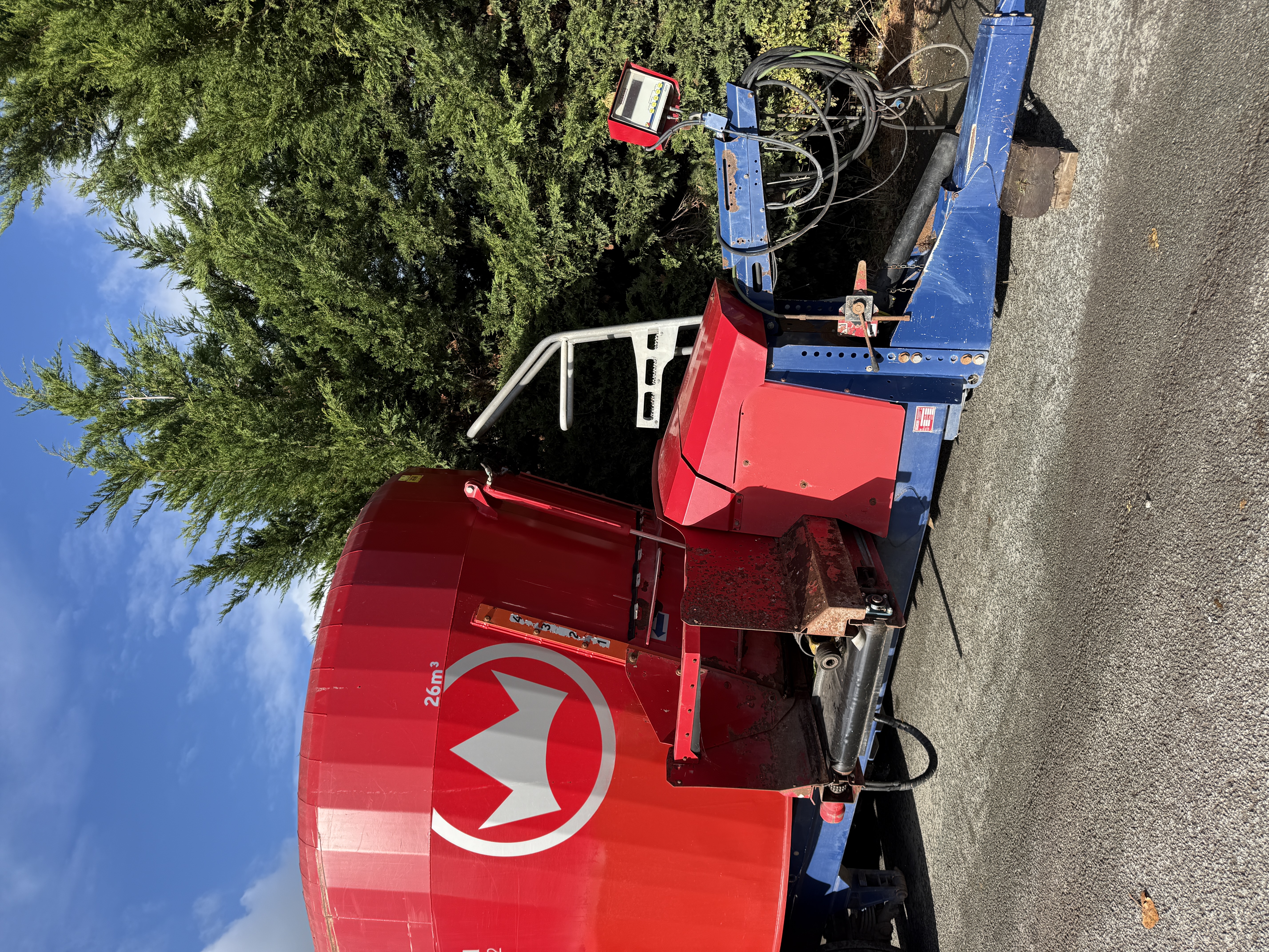 Used Siloking 20m³ Tandem Axle Diet Feeder with Front Cross Conveyor