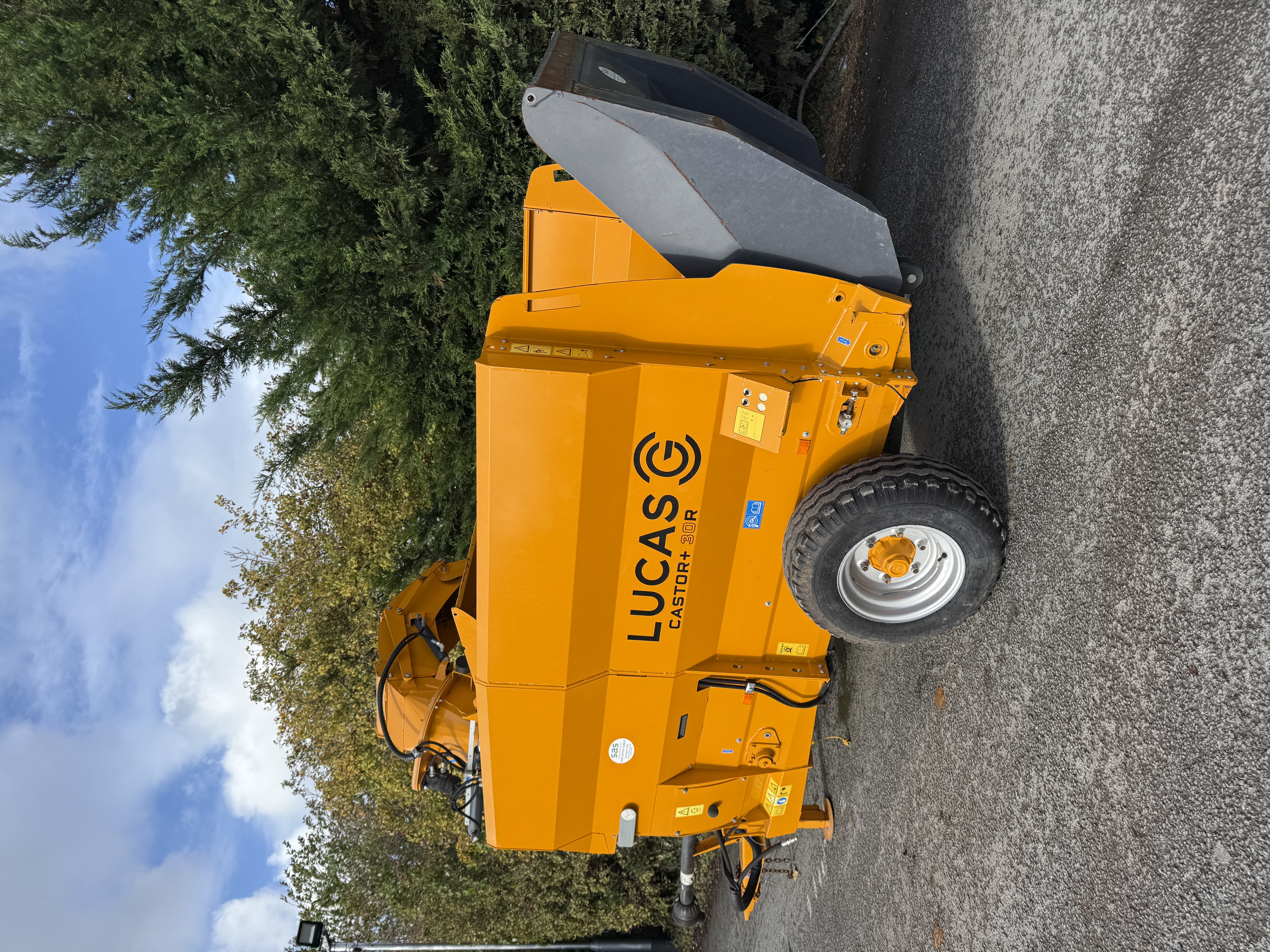 Used Lucas G Castor 30R 