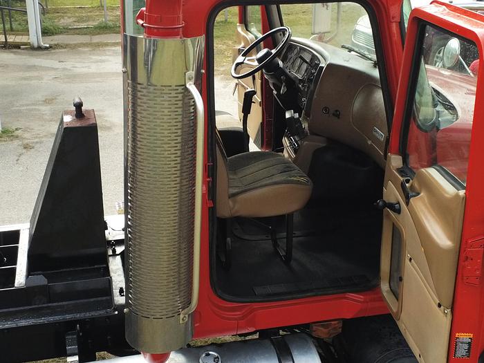 Used Mack dump truck