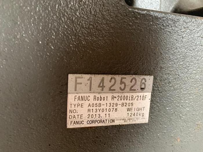 Used 2013 FANUC R2000iB/210F
