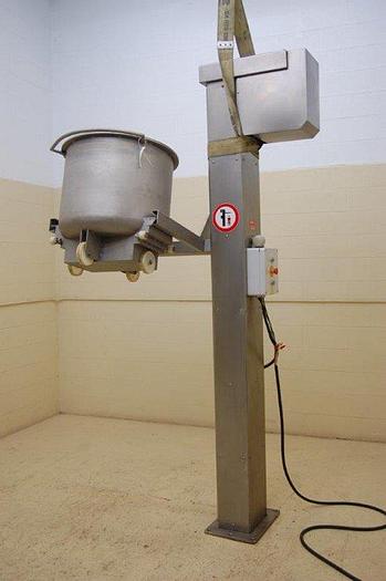 Used Fuerpla Vacuum Planetary Kneader/Mixer, 160 KG, (2) Trolleys & Rocasa Column lift, new 2004